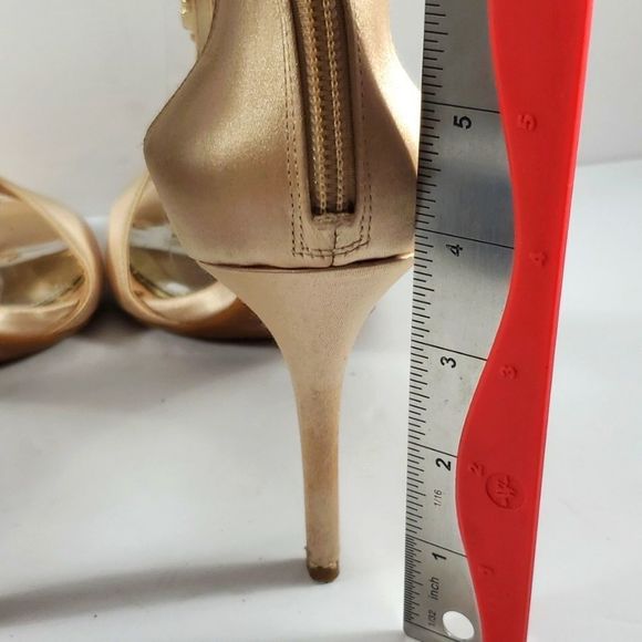 Gianni Bini Platinum Collection Jeweled Sandal (S345) - Picture 4 of 6